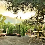 Agroturismo Antico Borgo Etneo Country