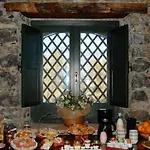 Antico Borgo Etneo Country Agroturismo *