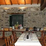 Agroturismo Antico Borgo Etneo Country