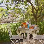 Agroturismo Antico Borgo Etneo Country Calatabiano