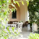 Antico Borgo Etneo Country Agroturismo *