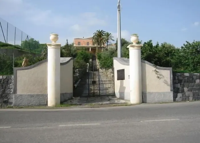 Antico Borgo Etneo Country