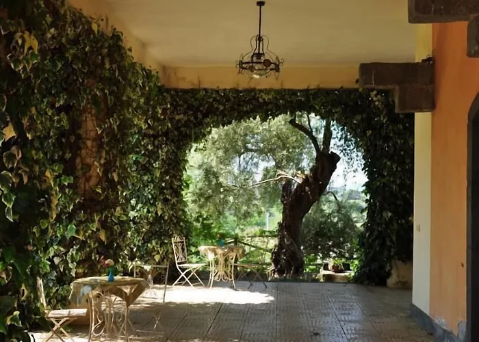 Κατάλυμα σε φάρμα Antico Borgo Etneo Country