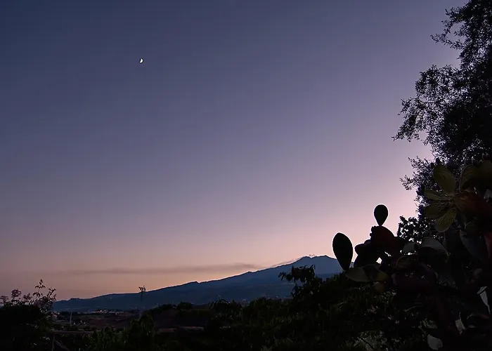 Κατάλυμα σε φάρμα Antico Borgo Etneo Country Calatabiano