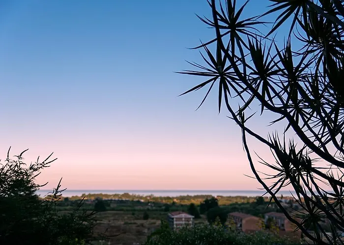 Antico Borgo Etneo Country Κατάλυμα σε φάρμα *