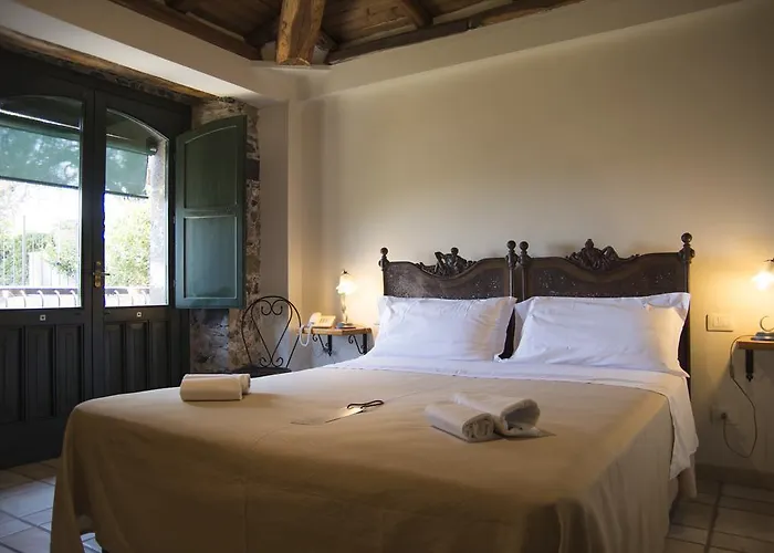 Κατάλυμα σε φάρμα Antico Borgo Etneo Country