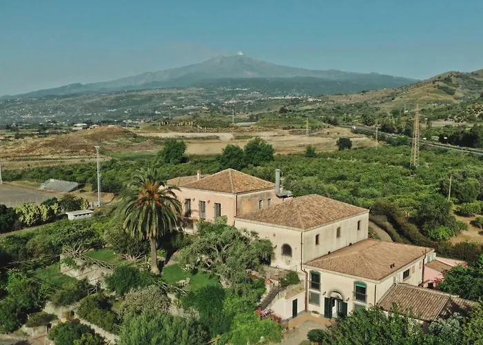 Κατάλυμα σε φάρμα Antico Borgo Etneo Country *