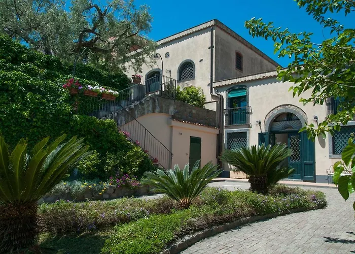 Antico Borgo Etneo Country Κατάλυμα σε φάρμα Calatabiano